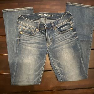 American Eagle Jeans Super Stretch Kick Boot Cut Women Size 6 Low Rise
